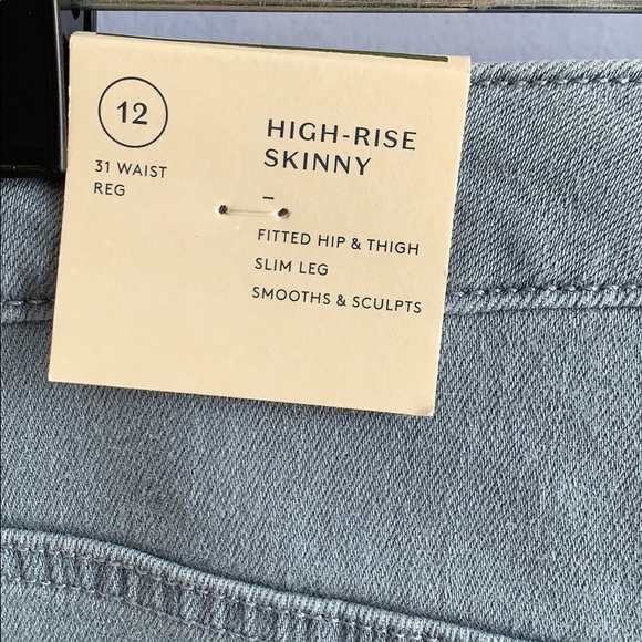 Universal Treads cropped jeans Sz 12 - Picture 6 of 9